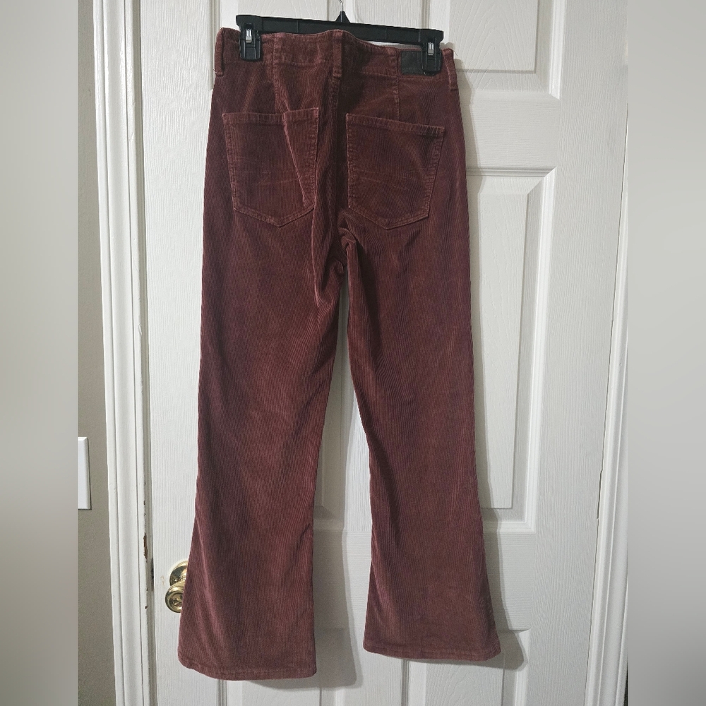 American Eagle Super High Rise Rusty Red Corduroy Flare Pants, Size 4, EUC! - Picture 8 of 13